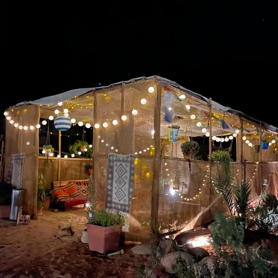 Martian Camp Hotel Wadi Rum Bagian luar foto