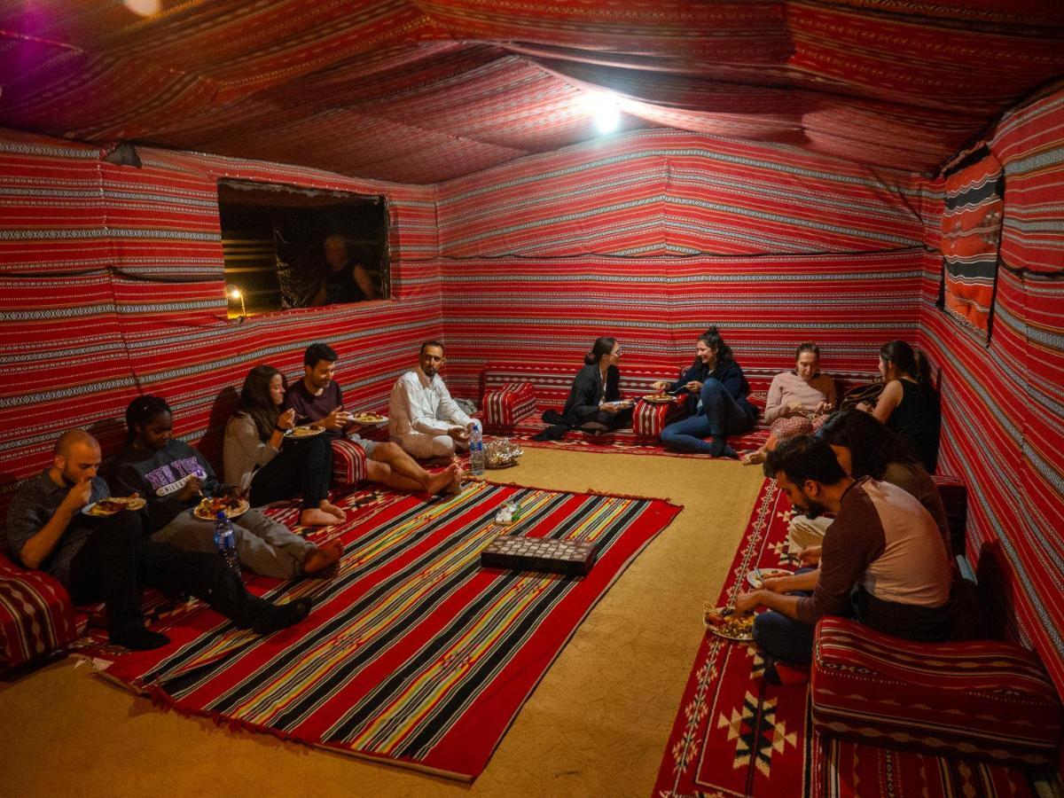 Martian Camp Hotel Wadi Rum Bagian luar foto
